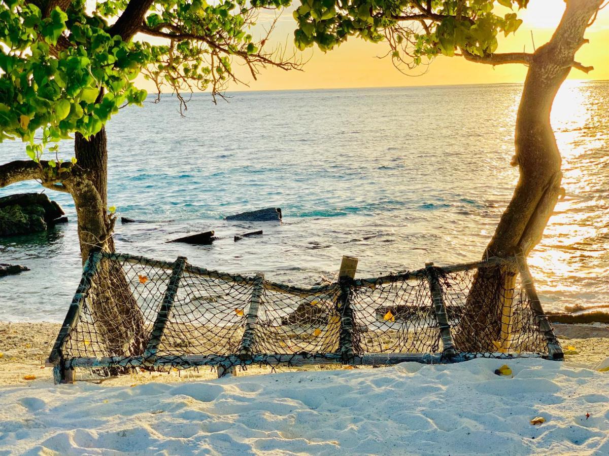 Ilaa Beach Maldives 호텔 굴히 외부 사진